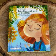 Mézes Gergő Méhészete Buzzing along woods and meadows - The adventures of Fluffball and Sophie